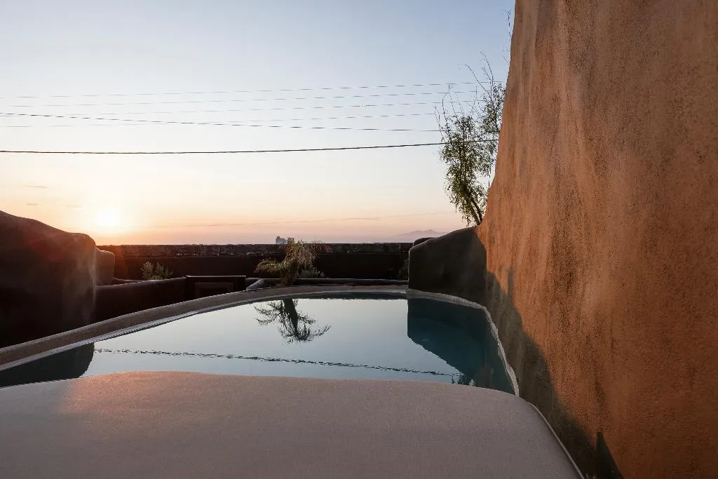 SUITE WITH PRIVATE POOL Room, One Of One Hotel, Santorini