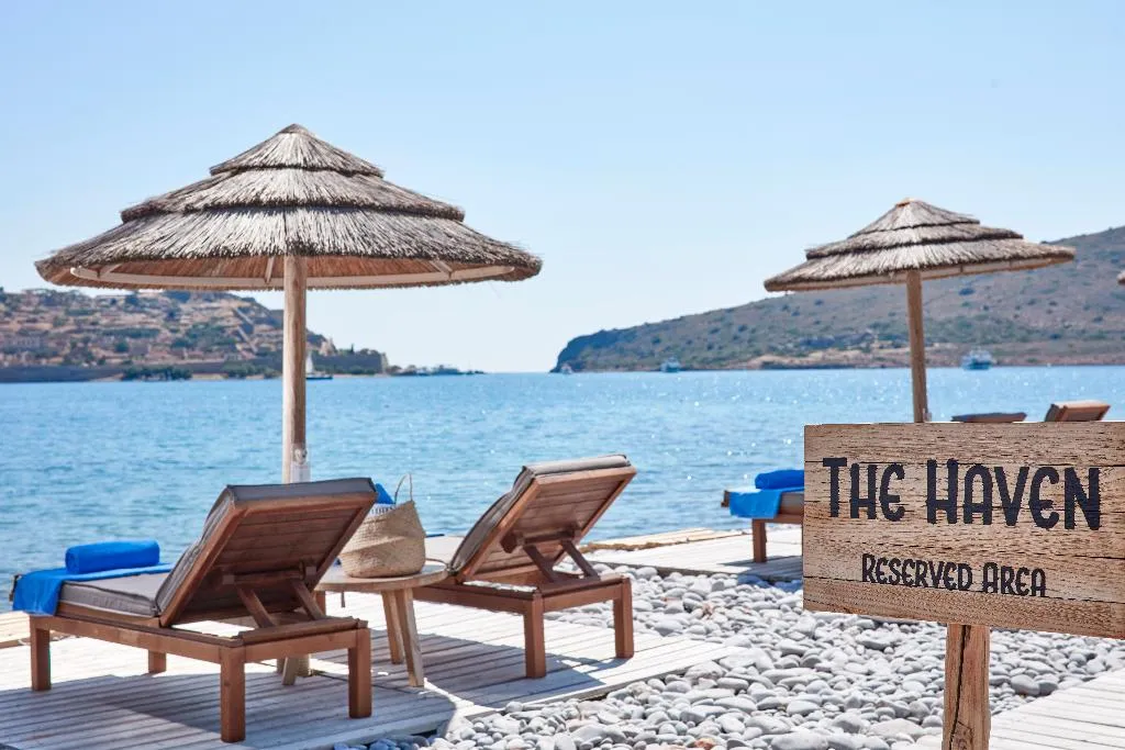 Beach, Phaea Blue, a member of SLH, Crete