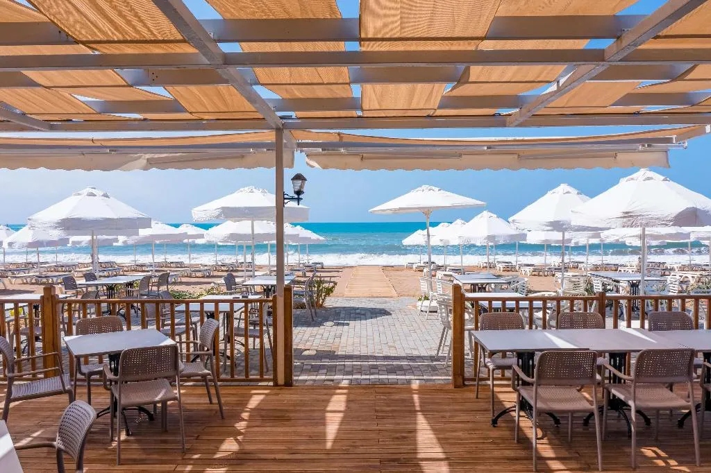 Beach, Barut Goia, Antalya