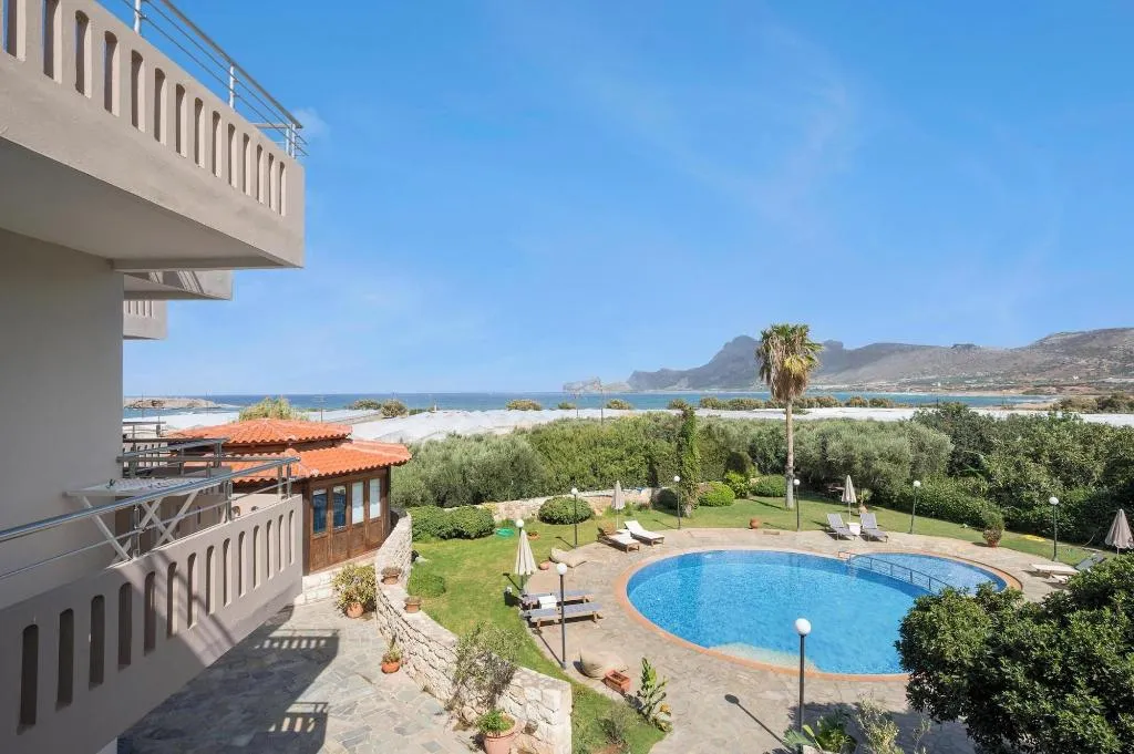 Room, Petritos Rooms And Studios, Crete