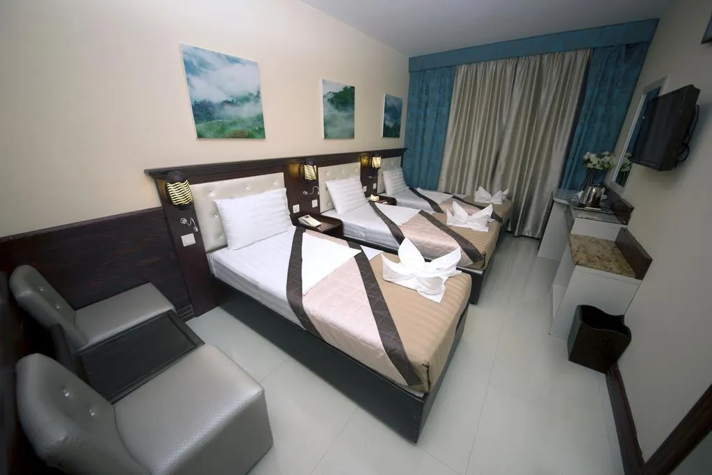TRIPLE STANDARD Room, Mariana Hotel, Dubai