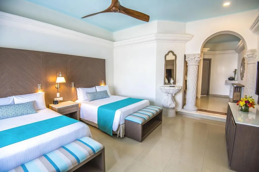 Room, Wyndham Alltra Playa del Carmen Adults Only All In, Playa Del Carmen