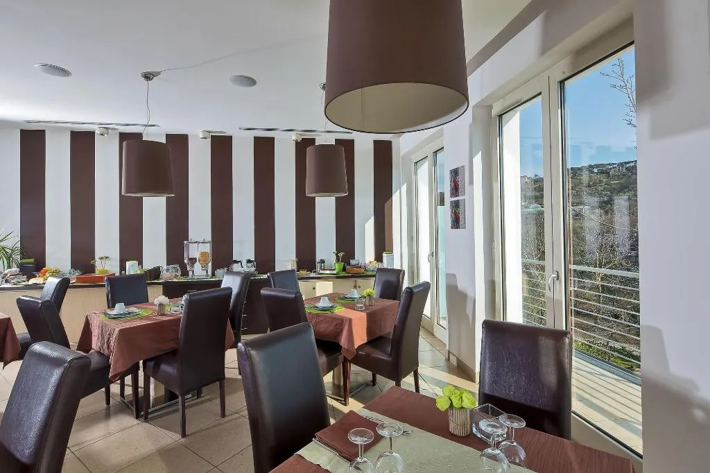 Restaurant, Demariahouse, Naples