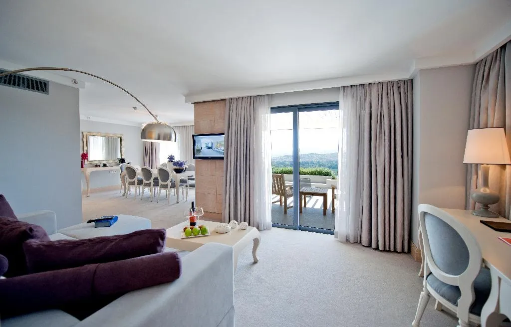 SUITE DELUXE Room, Ramada Resort by Wyndham Bodrum, Bodrum