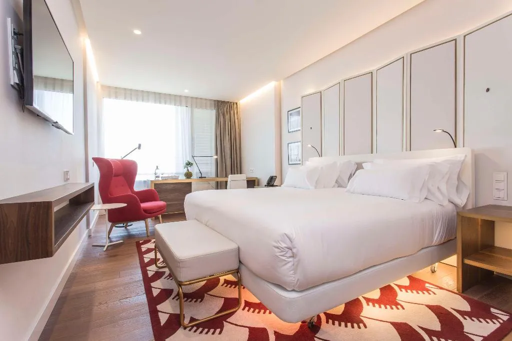 Room, NH Collection Madrid Eurobuilding, Madrid