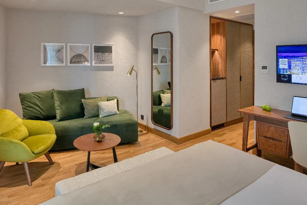 TRIPLE CLASSIC Room, Electra Palace Thessaloniki, Halkidiki