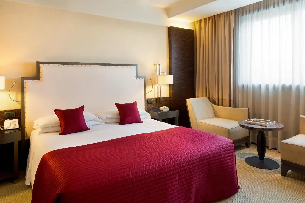 Double or Twin CLASSIC Room, Starhotels Grand Milan, Milan