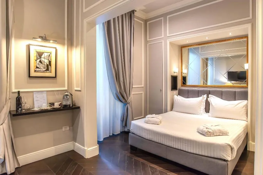 Room, Florence Luxury Suites, Florence