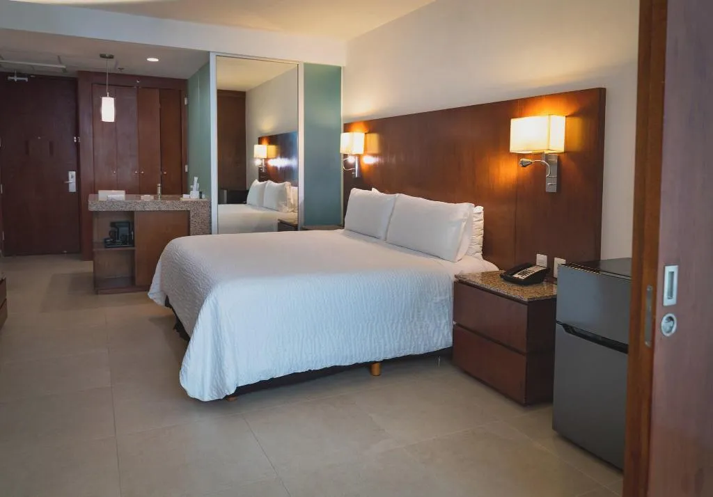 Room, Fiesta Inn Playa del Carmen, Playa Del Carmen
