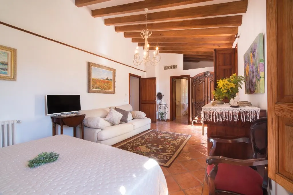 Double or Twin SUPERIOR THREE BEDROOMS Room, Sa Vall, Majorca