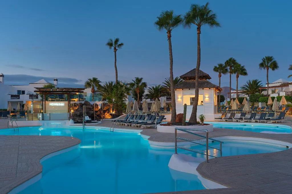 Pool, H10 White Suites Boutique Hotel - Adults Only, Lanzarote