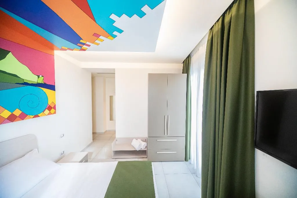 DOUBLE SUPERIOR WITH BALCONY Room, Happyrooms, Naples