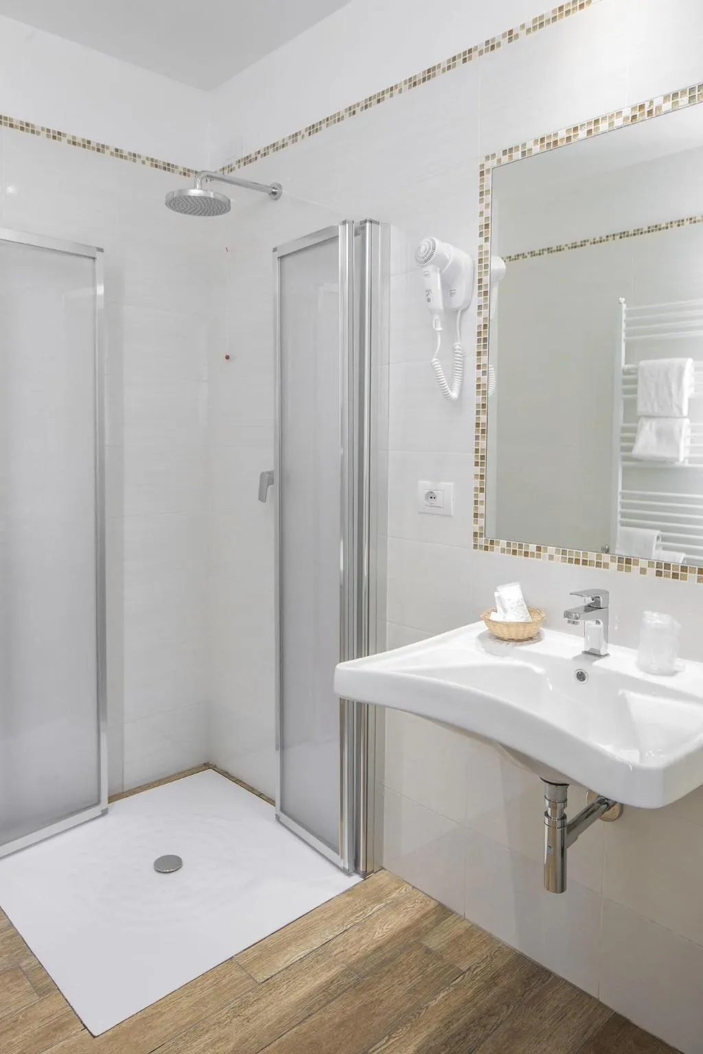 DOUBLE DELUXE KING BED Room, Hotel Cantoria, Florence