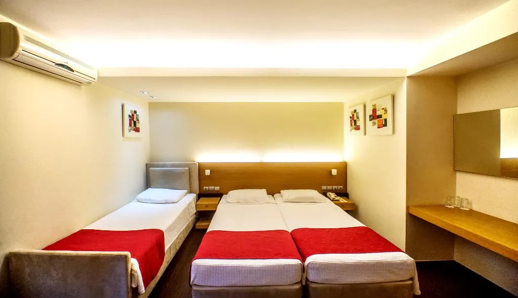 TRIPLE STANDARD Room, Capsis Hotel Thessaloniki, Halkidiki