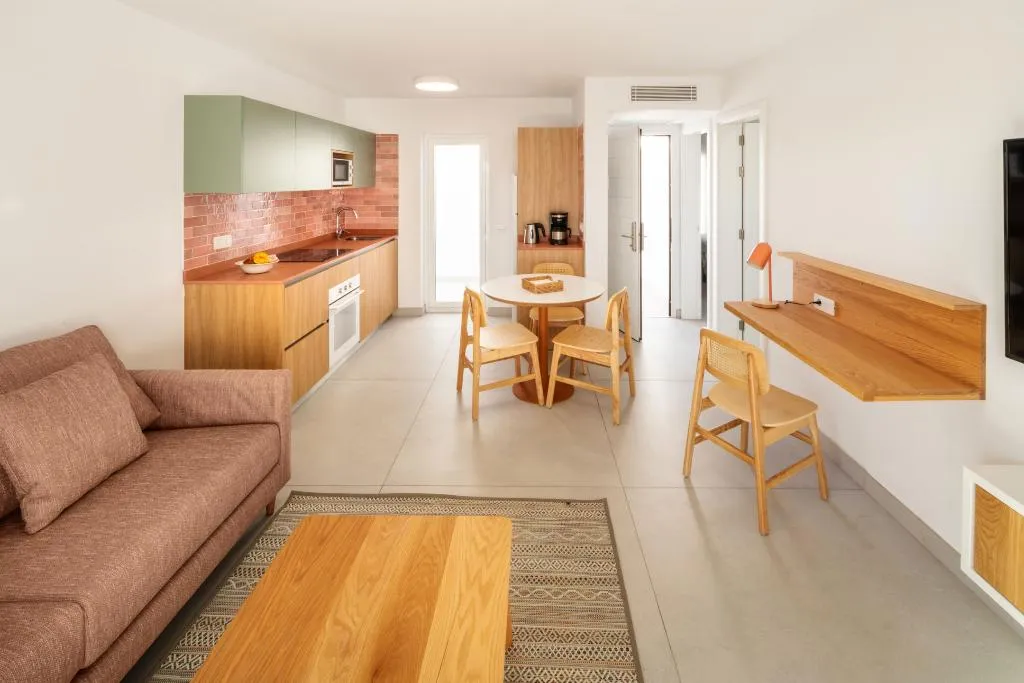 APARTMENT POOL VIEW Room, Nazaret Beach, Lanzarote