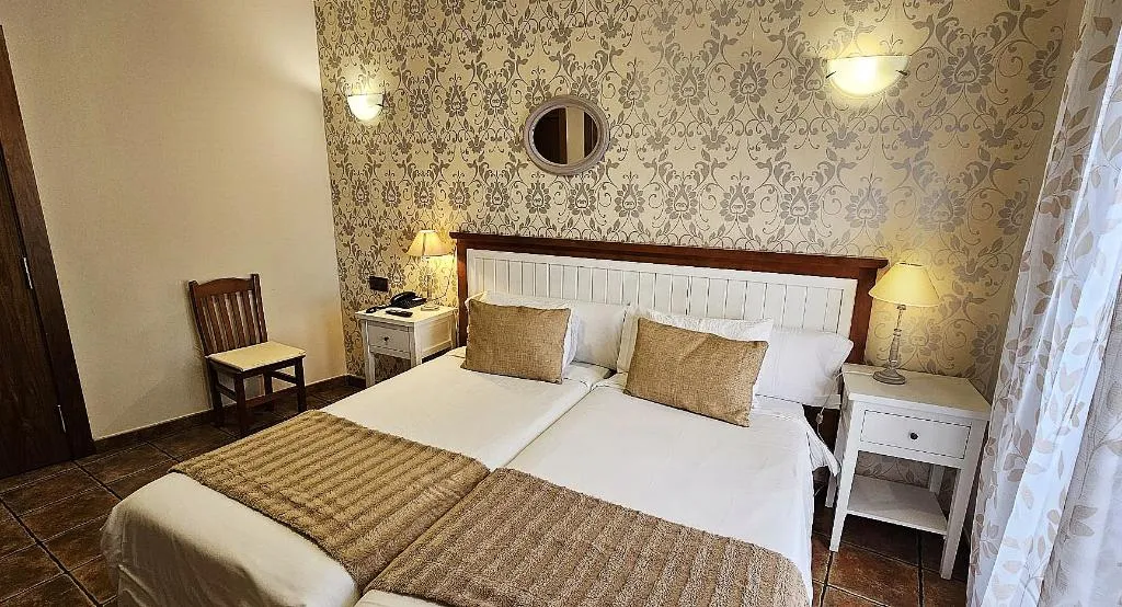 TWIN STANDARD Room, Medina de Toledo, Madrid