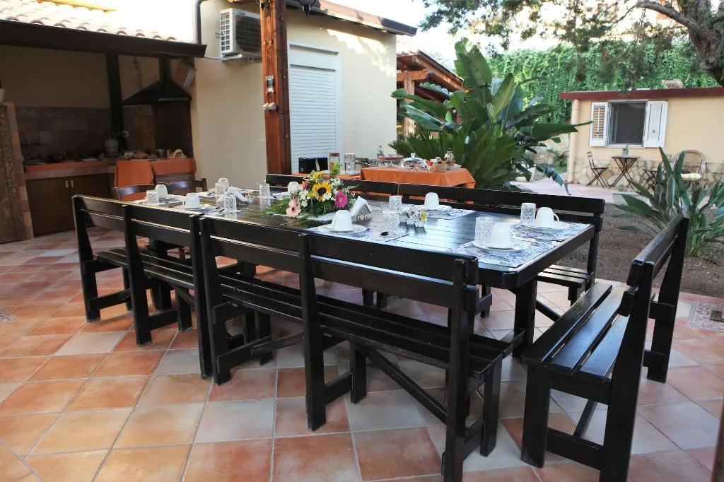 Restaurant, B&B Villa Maiolica, Catania