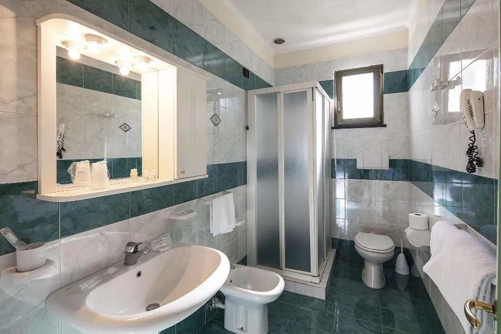 SINGLE CLASSIC Room, Sorriso Thermae Resort & Spa, Naples