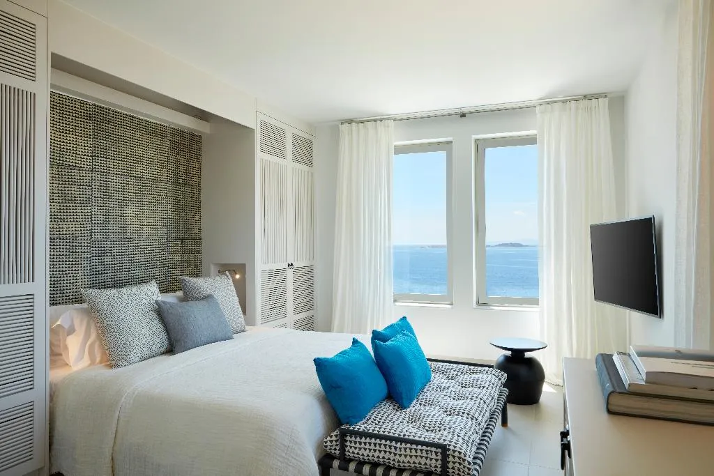 VILLA WITH PRIVATE POOL Room, Eagles Villas, Thessaloniki
