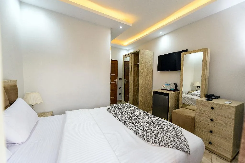 Room, Capital Of Pyramids Hotel, Cairo