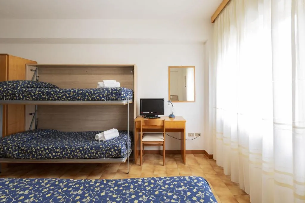 Room, Catignano Hotel Ristorante, Umbria