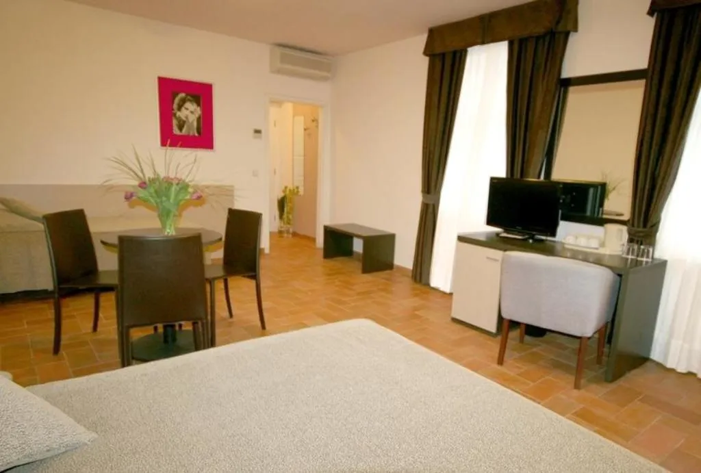 Room, Praga 1, Prague
