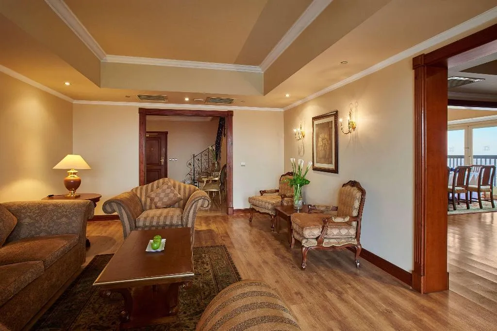 SUITE STANDARD Room, Hilton Zamalek Residence Cairo, Cairo