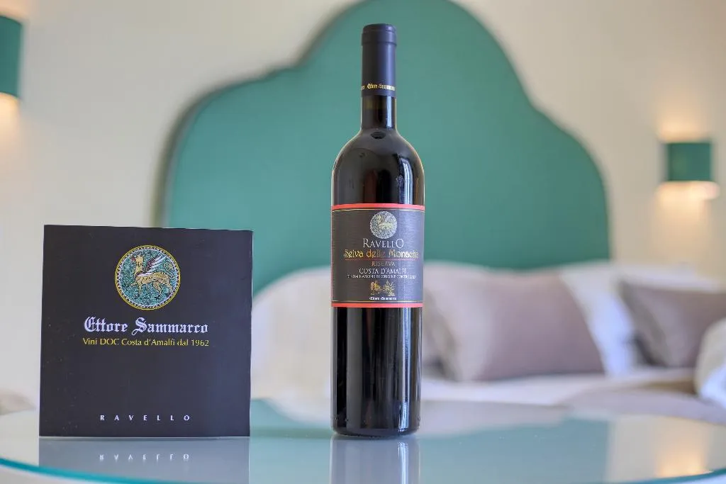 DOUBLE DELUXE Room, Hotel Palazzo Confalone, Naples
