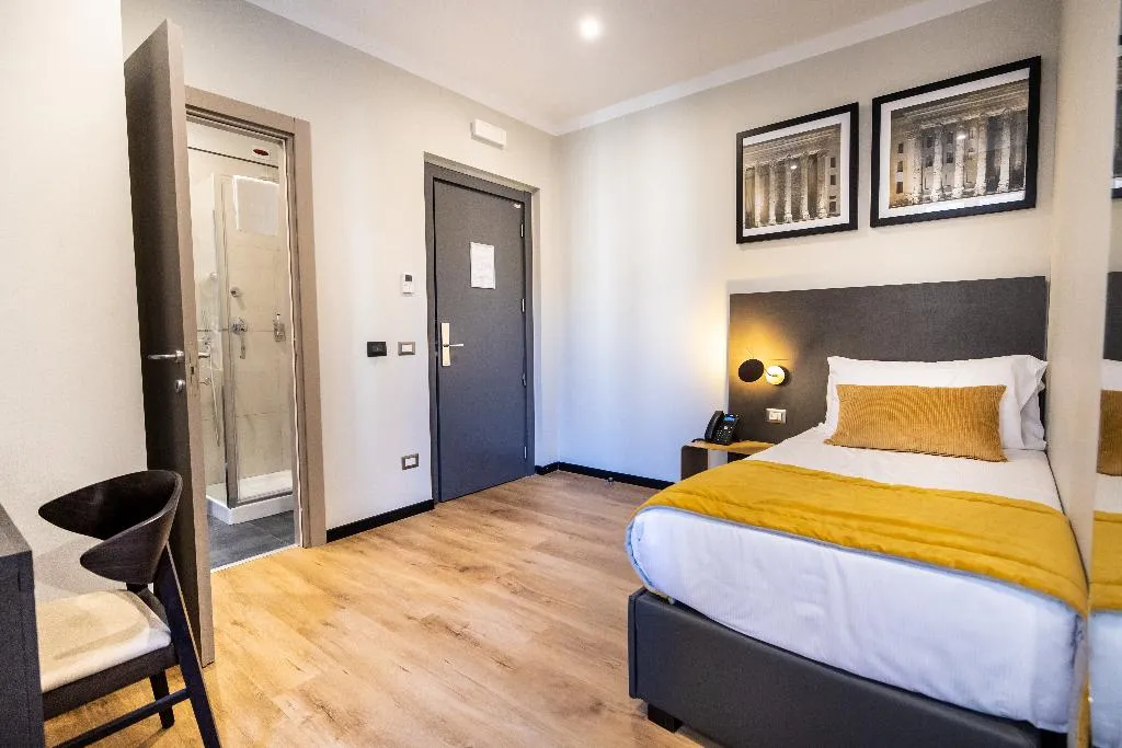 SINGLE ECONOMY Room, The Cross, Rome