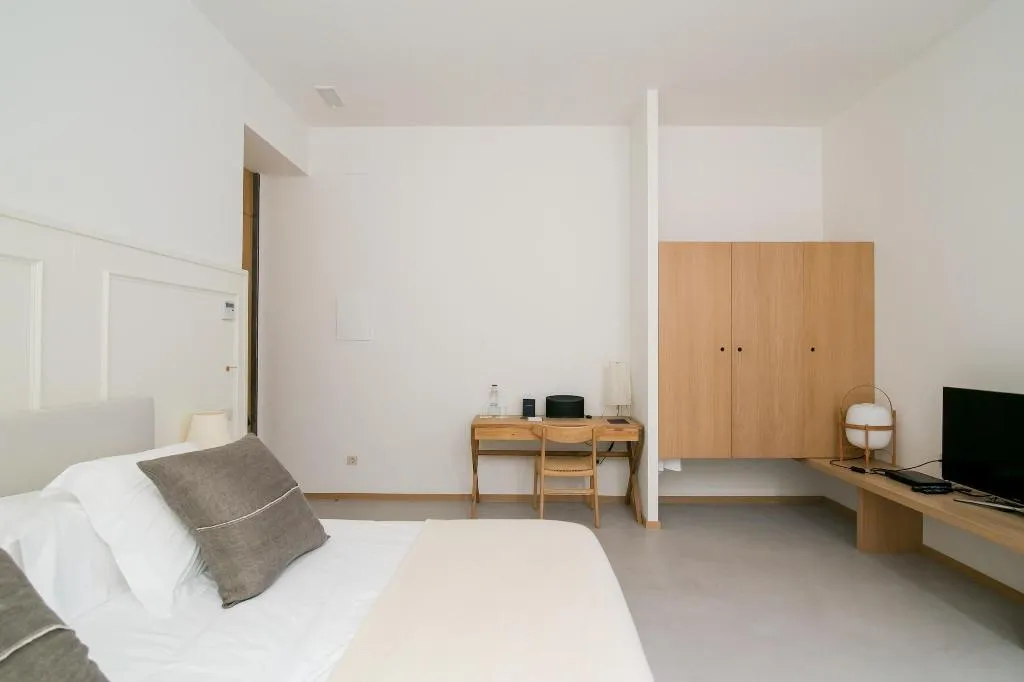 Room, Margot House, Barcelona
