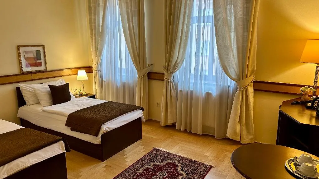 Double or Twin STANDARD Room, Fleur De Lis Hotel, Prague