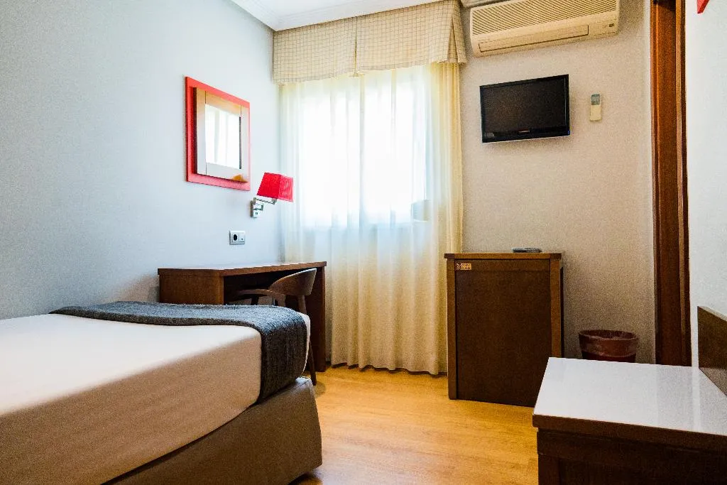 SINGLE STANDARD Room, Costasol, Costa Almeria