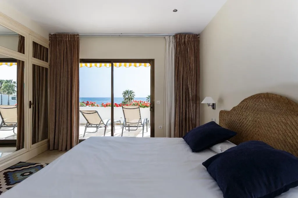 APARTMENT THREE BEDROOMS Room, Aparthotel Coral Beach, Costa Del Sol