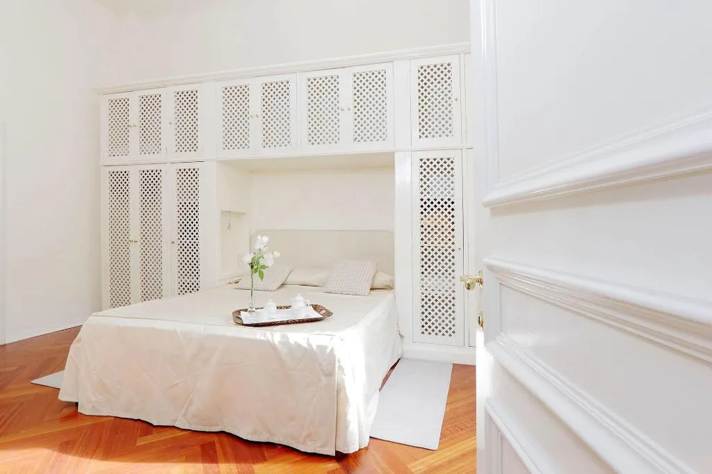 Room, Cerretani 4 Duomo Guesthouse - My Extra Home, Florence