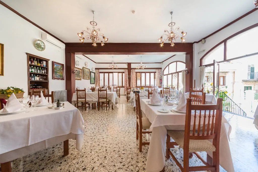 Restaurant, El Guia, Majorca