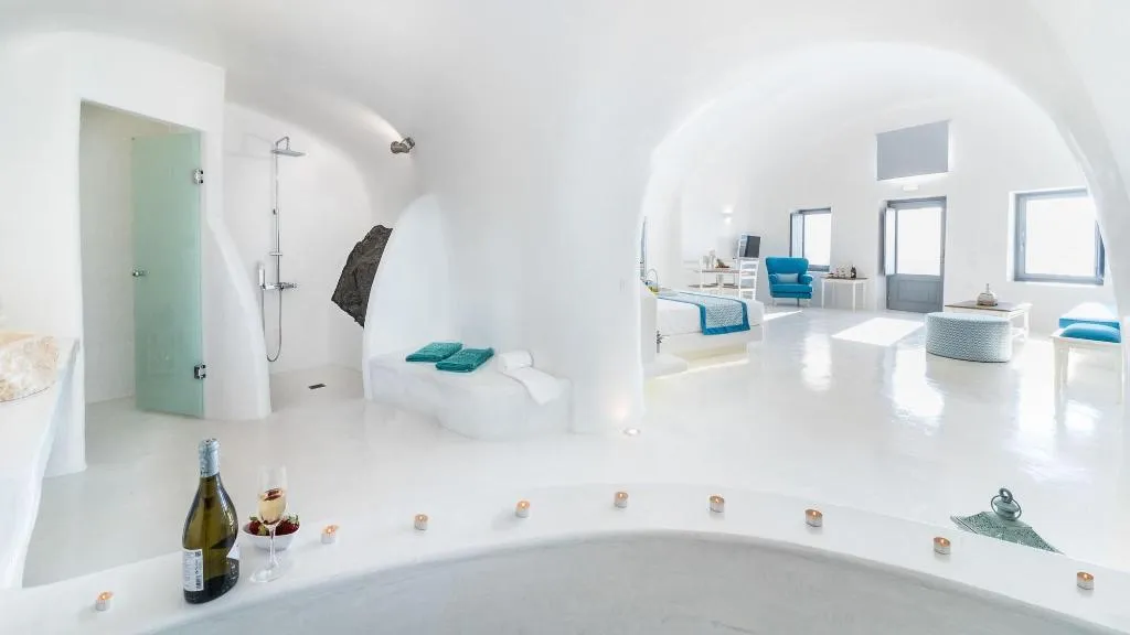 Room, Maregio Suites, Santorini