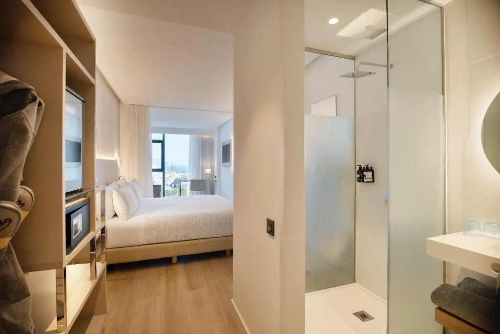 STUDIO KING SIZE BED Room, Innside By Meliá Tenerife Santa Cruz, Tenerife