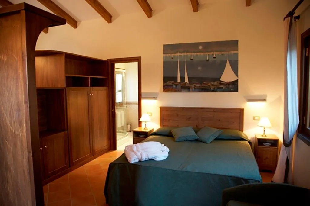 FAMILY ROOM STANDARD Room, O Sole Mio, Naples