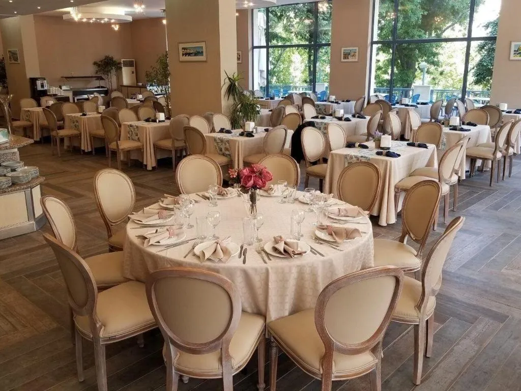 Restaurant, Hotel Sofia - All Inclusive, Varna