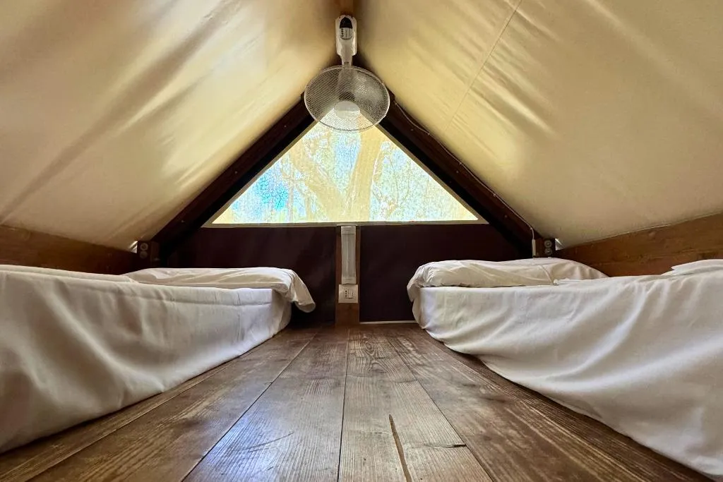 Tent BASIC Room, Hostel & Glamping Santa Fortunata, Naples