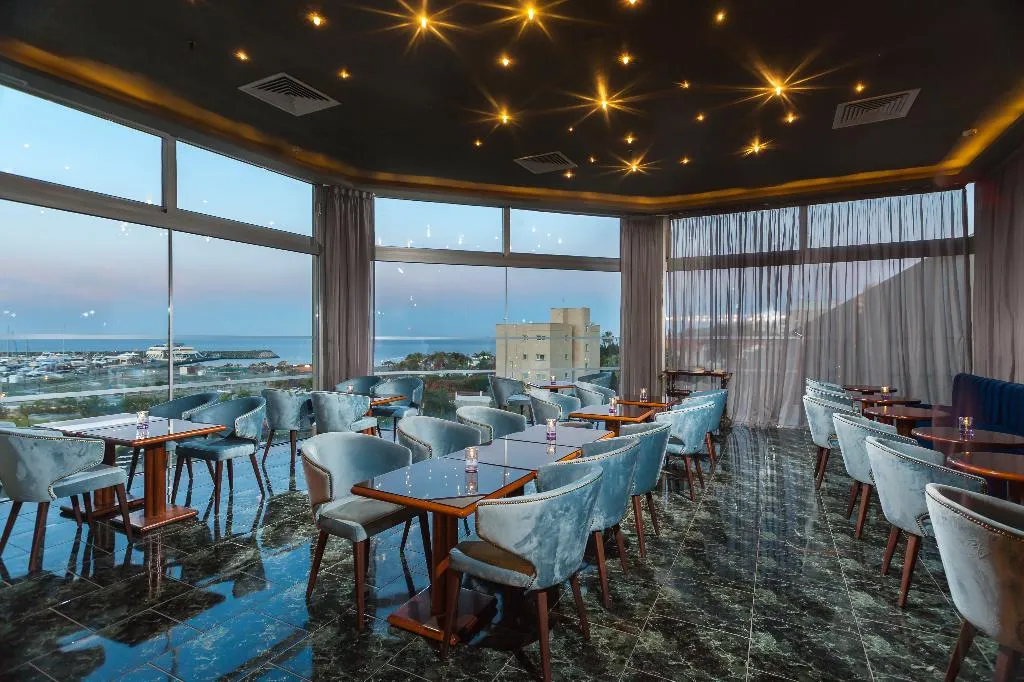 Bar, St Raphael Resort, Cyprus