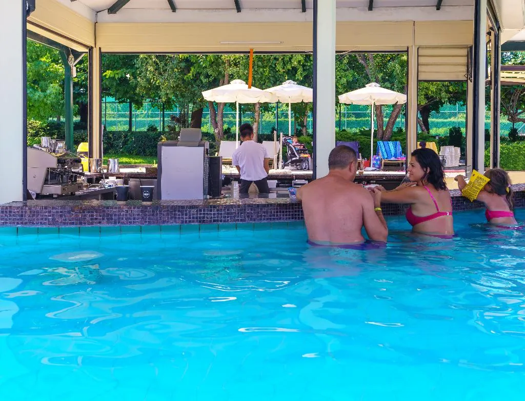 Bar, Cronwell Platamon Resort, Thessaloniki