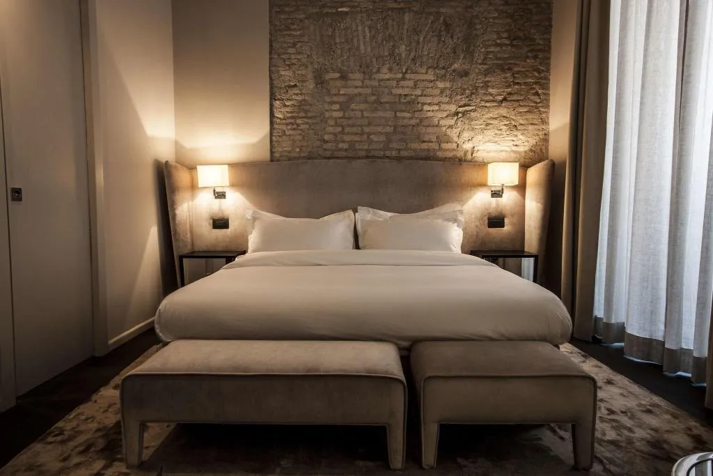 JUNIOR SUITE KING SIZE BED Room, Dom Hotel Roma, Rome