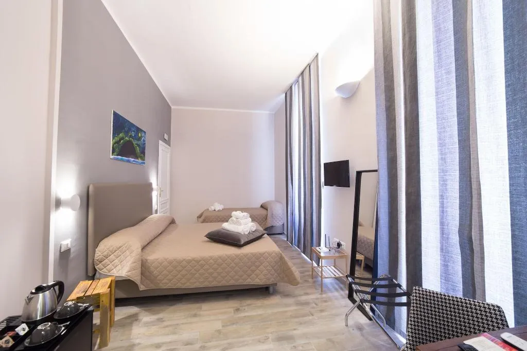 Room, P.C. Boutique H. Napoli Centro, Naples