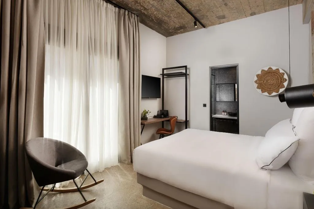 DOUBLE DELUXE Room, Anise Aluma Athens, Tapestry Collection by Hilton, Athens