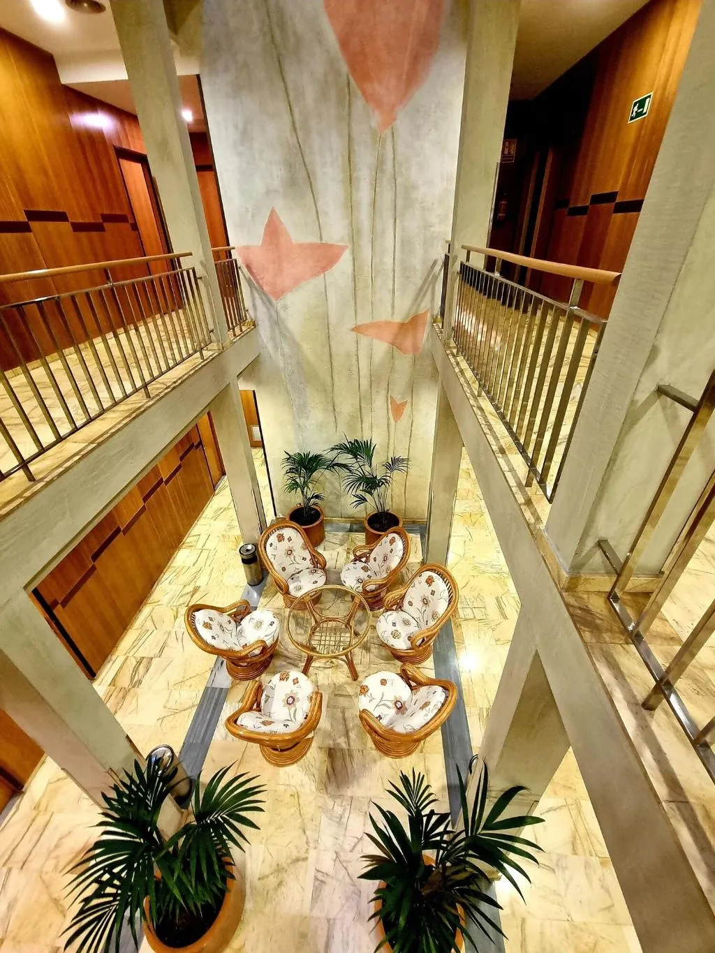 Lobby, Flor Parks, Barcelona