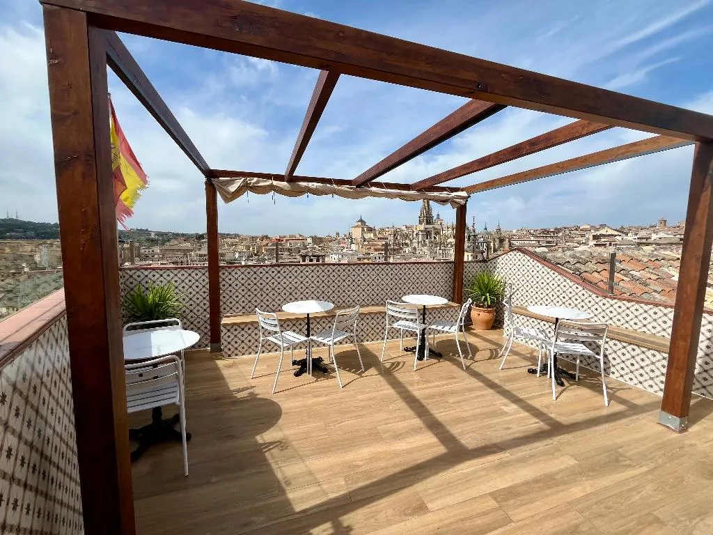APARTMENT DELUXE GARDEN VIEW Room, Cason De Los Lopez Apartments, Madrid