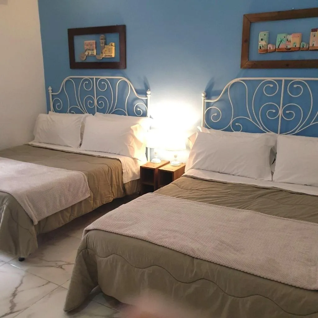 Room, La Locanda Dell Arte, Naples