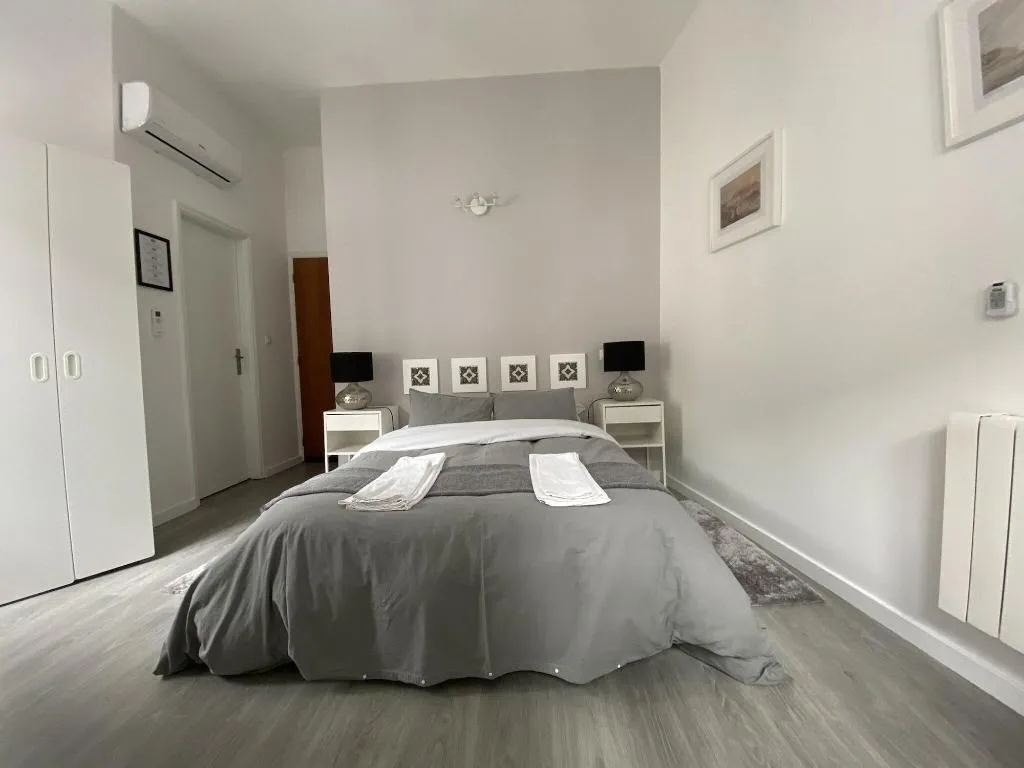 Room, Residencial Triunfo, Porto
