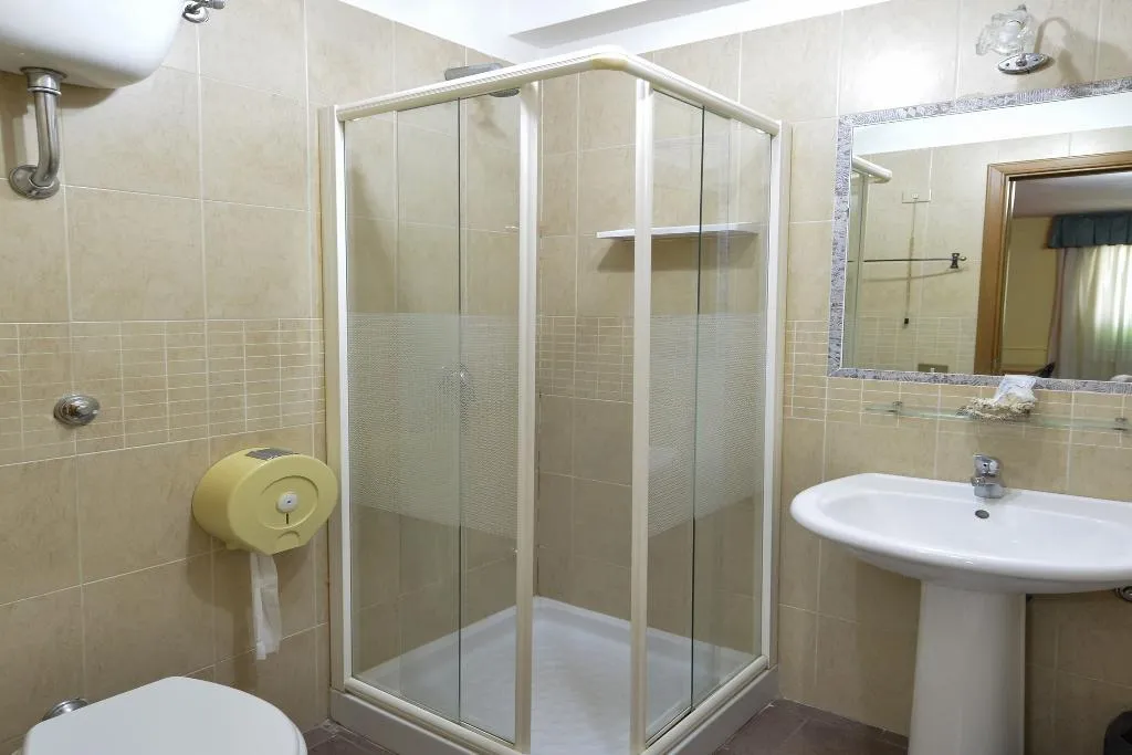 Double or Twin STANDARD Room, Hotel Martini, Naples